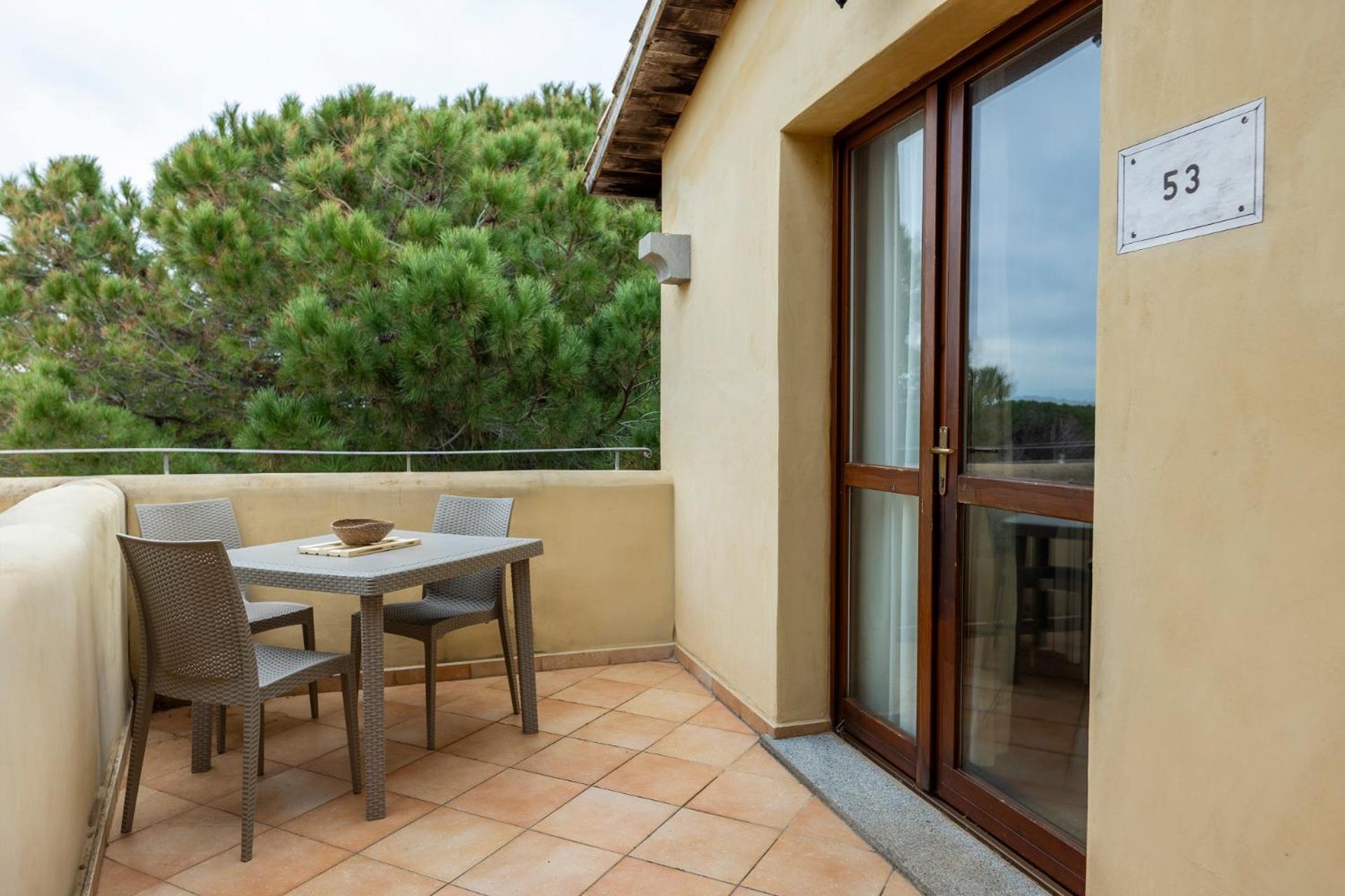Residence Baia Dei Mirti Vignola Mare Exteriör bild