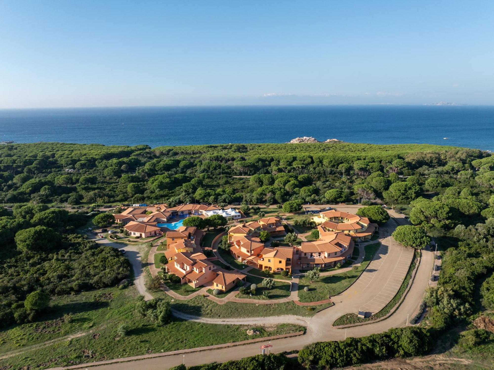 Residence Baia Dei Mirti Vignola Mare Exteriör bild